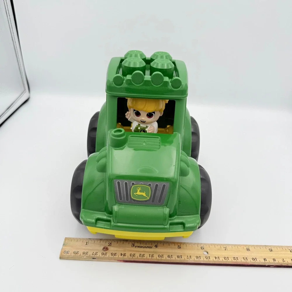 Mega Bloks‎ John Deere Tractor with Driver Green Yellow Ride On Toy